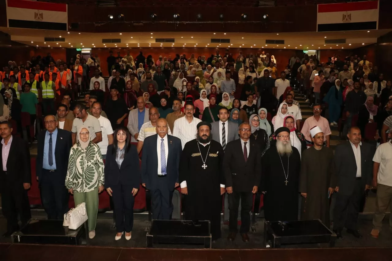 جمعية أنا مصري بقنا تحتفل بنصر أكتوبر.. واللواء نصر سالم يروي بطولات العزة 27 - جريدة المساء