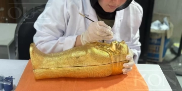 مصر تخلّد فعالية افتتاح المتحف الكبير بدعوة فنية.. مستوحاة من تابوت الملك الذهبي 1 - جريدة المساء