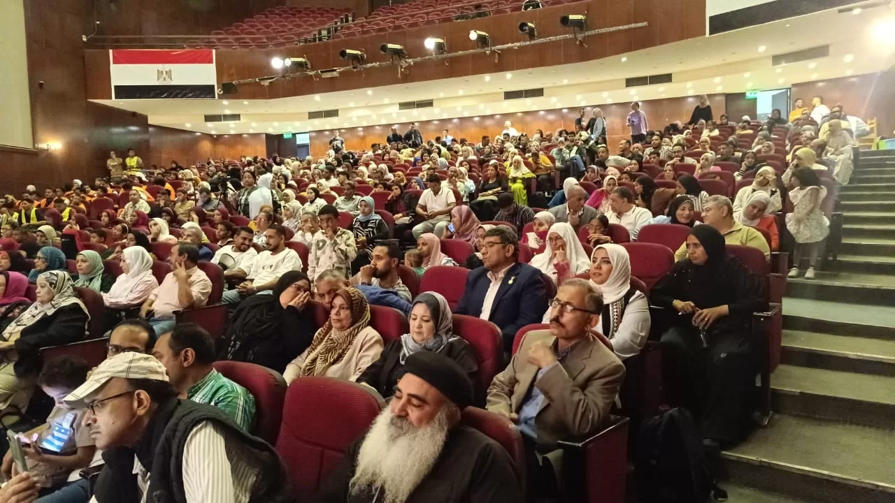 جمعية أنا مصري بقنا تحتفل بنصر أكتوبر.. واللواء نصر سالم يروي بطولات العزة 31 - جريدة المساء