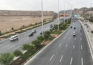 محافظ الجيزة يتفقد اللمسات النهائية لأعمال التطوير والتجميل استعدادا لافتتاح المتحف الكبير 37 - جريدة المساء