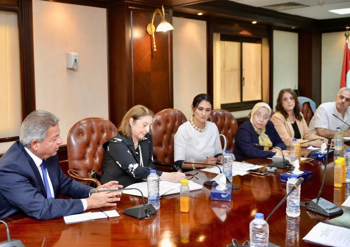 إيناس جوهر رئيسًا للجنة إعلام الخدمة العامة .. وعمرو خفاجي مقررًا 28 - جريدة المساء إيناس جوهر رئيسًا للجنة إعلام الخدمة العامة .. وعمرو خفاجي مقررًا 27 - جريدة المساء