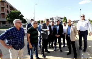 عقب جولته بالقاهرة الجديدة.. وزير الإسكان يتفقد محاور وطرق مدينة الشروق 21 - جريدة المساء