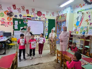 مدير عام الشروق التعليمية تتابع انتظام الدراسة وتؤكد غرس قيم الانضباط بين الطلاب 27 - جريدة المساء مدير عام الشروق التعليمية تتابع انتظام الدراسة وتؤكد غرس قيم الانضباط بين الطلاب 26 - جريدة المساء