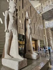 رئيس جهاز الشروق: المتحف الكبير.. صرح يجسد عظمة الحضارةالمصرية 19 - جريدة المساء