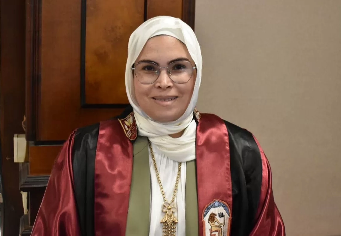 الدكتوراة للباحثة إيمان محمود من آداب طنطا 19 - جريدة المساء