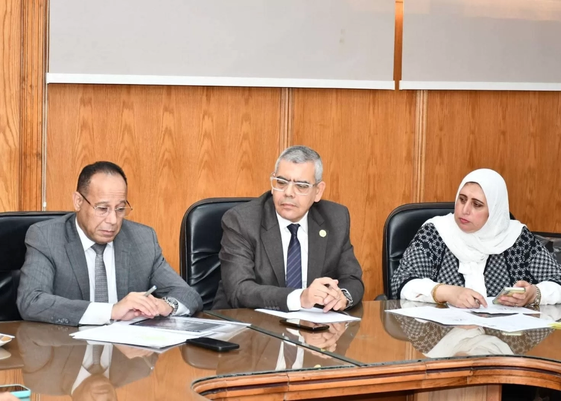 جامعة القناة تبدأ الإعداد لاحتفالات اليوبيل الذهبي 18 - جريدة المساء