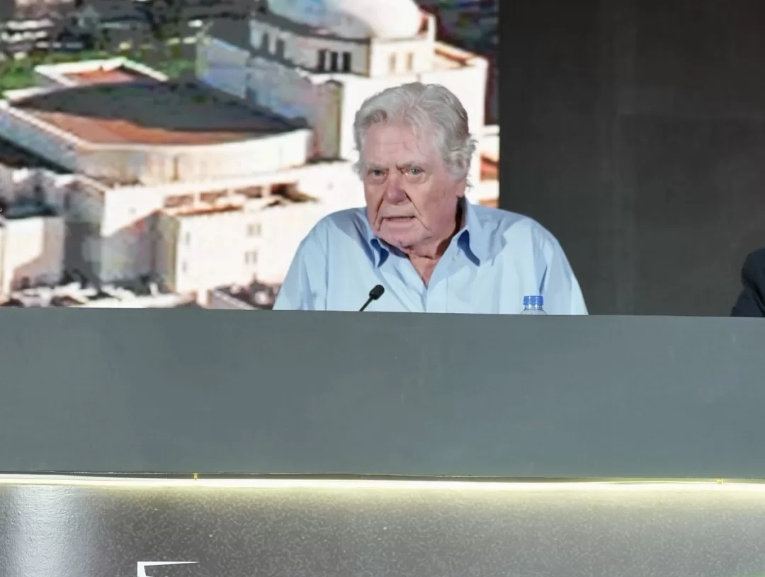 حسين فهمي يؤكد: البوستر الرسمي لمهرجان القاهرة بالدور ٤٦ يطلق خلال يومين 19 - جريدة المساء