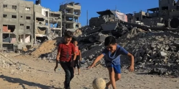 خبراء: اتفاق غزة إيجابي ..يوقف القتال ويحد من الخسائر 1 - جريدة المساء