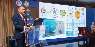 الأزهر يحتفي بجهود "صناع الخير" في علاج القدم السكري 1 - جريدة المساء د. محمود وافى، مدير القطاع الطبى بمؤسسة صناع الخير