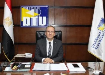 الدكتور السيد عبدالعظيم العجوز رئيس جامعة الدلتا