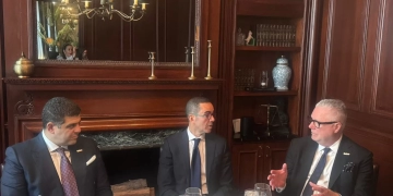 وزير الاستثمار والتجارة الخارجية يلتقي الرئيس التنفيذي لشركة “فوربس” العالمية لبحث التعاون في تنفيذ مشروع برج فوربس الدولي بالعاصمة الإدارية 1 - جريدة المساء