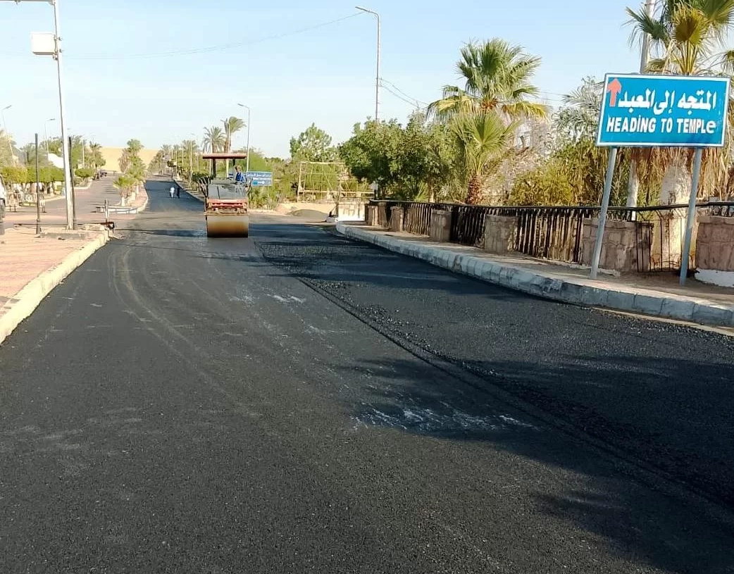 إستعداداً للإحتفال بمهرجان تعامد الشمس .. محافظ أسوان يوجه بتجهيز وتزيين مدينة أبو سمبل السياحية لإستضافة الضيوف 19 - جريدة المساء