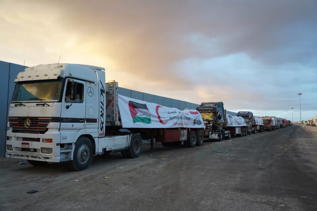 الهلال الأحمر المصرى يدخل أكثر من 9 آلاف طن مساعدات عاجلة إلى غزة 24 - جريدة المساء الهلال الأحمر المصرى يدخل أكثر من 9 آلاف طن مساعدات عاجلة إلى غزة 23 - جريدة المساء