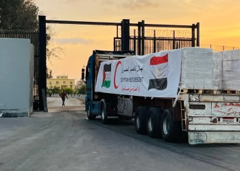 الهلال الأحمر المصرى يقدم مساعدات إنسانية متنوعة لأهل غزة