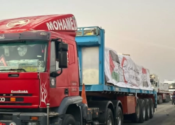 الهلال الأحمر المصرى يمد غزة بزاد العزة