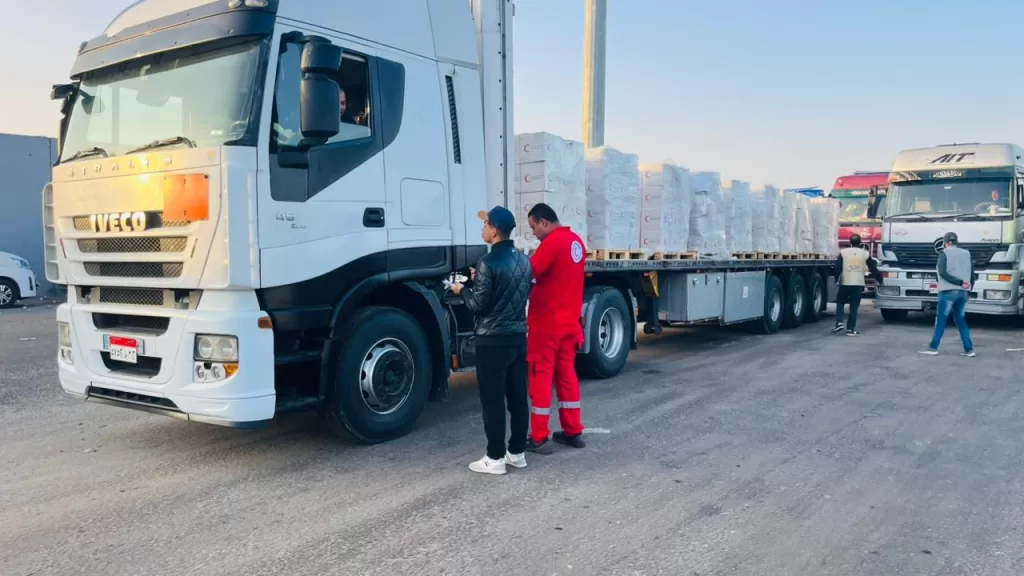 الهلال الأحمر المصرى.. جسر الأمل والعمل الجاد لغوث العباد 21 - جريدة المساء