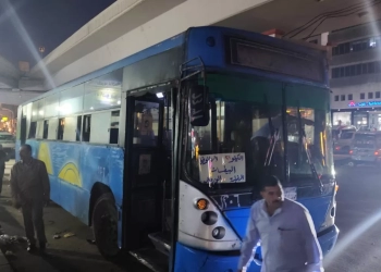 محافظ الإسكندرية يوجه النقل العام بتشغيل ٦ أتوبيسات جديدة بخط الكيلو ٢١ لتيسير حركة المرور أوقات الذروة 19 - جريدة المساء