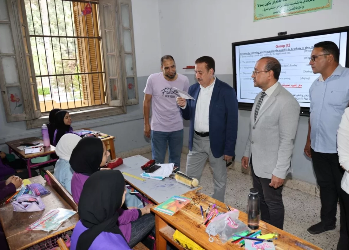 محافظ المنوفية يتفقد انتظام العملية التعليمية بمدرستى حسين غراب والشهيد السرسي 19 - جريدة المساء