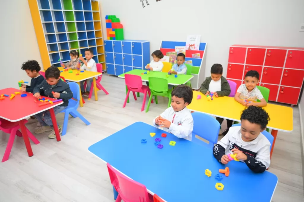 بالصور.. وزيرة التضامن فى الحضانة 21 - جريدة المساء