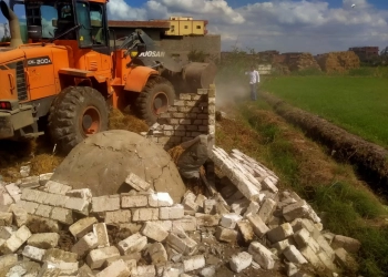 محافظ كفرالشيخ يتابع أعمال إزالة التعديات على أملاك الدولة بالرياض 15 - جريدة المساء