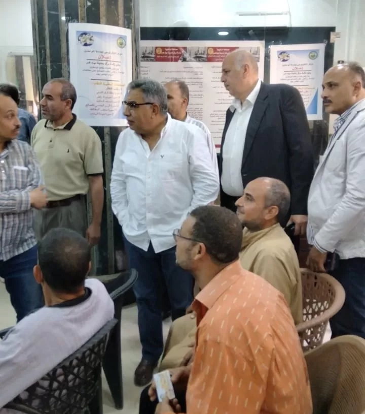 جولة مفاجئة لمحافظ الدقهلية لمتابعة خدمات المواطنين بميت غمر 19 - جريدة المساء