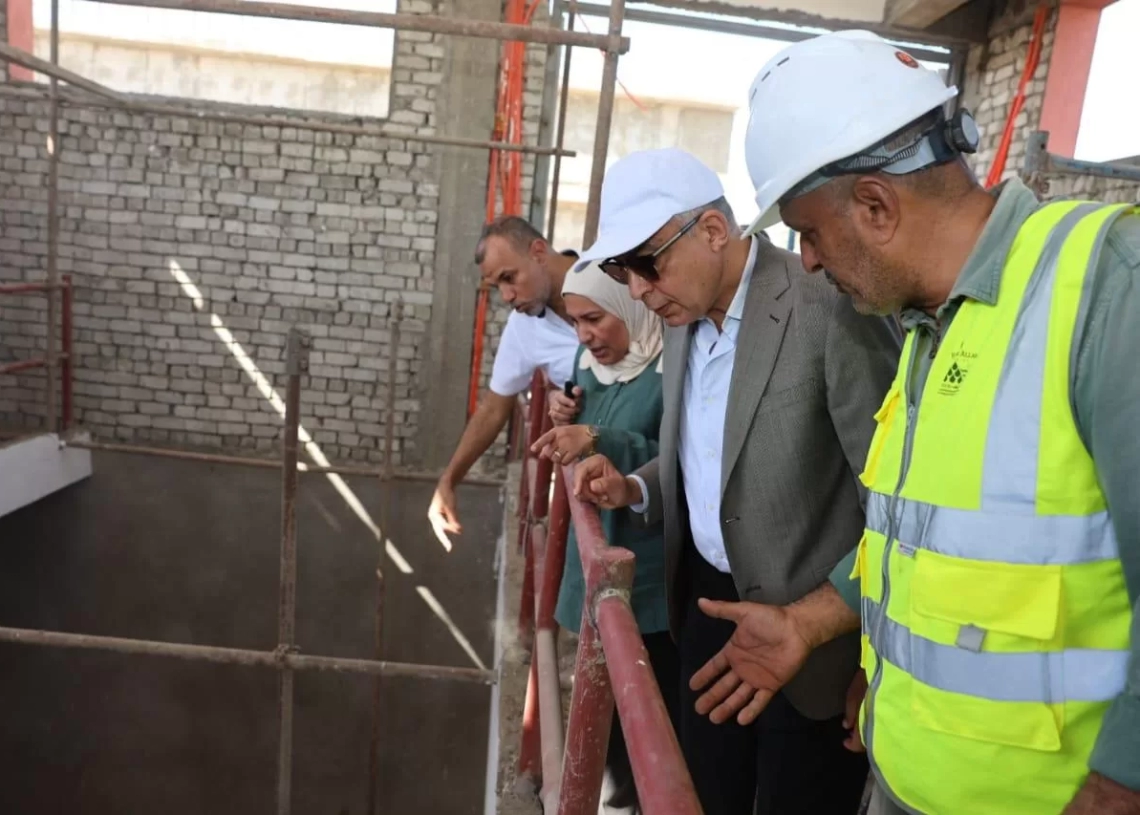 محافظ المنيا يتفقد الأعمال الانشائية لمحطة معالجة صرف صحى قفادة بمركز مغاغة 17 - جريدة المساء