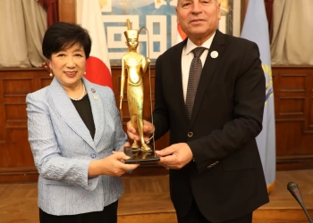 "إبراهيم صابر" يستقبل محافظ طوكيو لحضور افتتاح المتحف المصري الكبير 19 - جريدة المساء