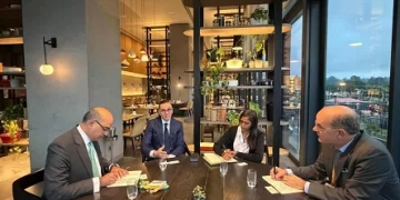 زيارة وزير الاستثمار لـ جنوب افريقيا ، لقاء المدير التنفيذى لشركة BCG – Boston Consulting Group بواشنطن