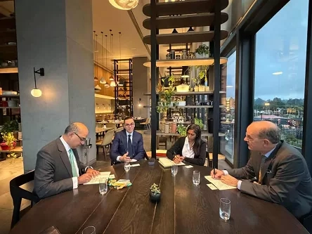 زيارة وزير الاستثمار لـ جنوب افريقيا ، لقاء المدير التنفيذى لشركة BCG – Boston Consulting Group بواشنطن