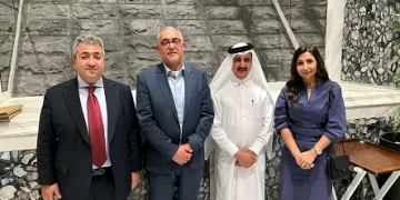 الهيئة العامة للاستثمار والمناطق الحرة و غرفة تجارة وصناعة قطر يبحثان ضخ استثمارات جديدة بالسوق المصرى