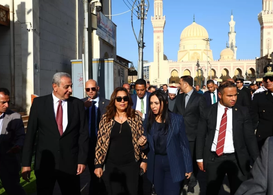 جولة وزارية لتفقد تطوير محيط مسجد السيد البدوي بطنطا 19 - جريدة المساء