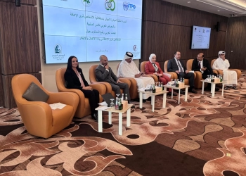 على هامش الفعالية