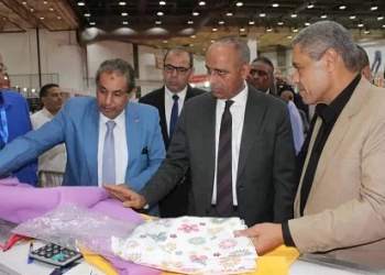 الوزير المفوض التجاري يفتتح فعاليات معرض القاهرة التجاري 2025 18 - جريدة المساء