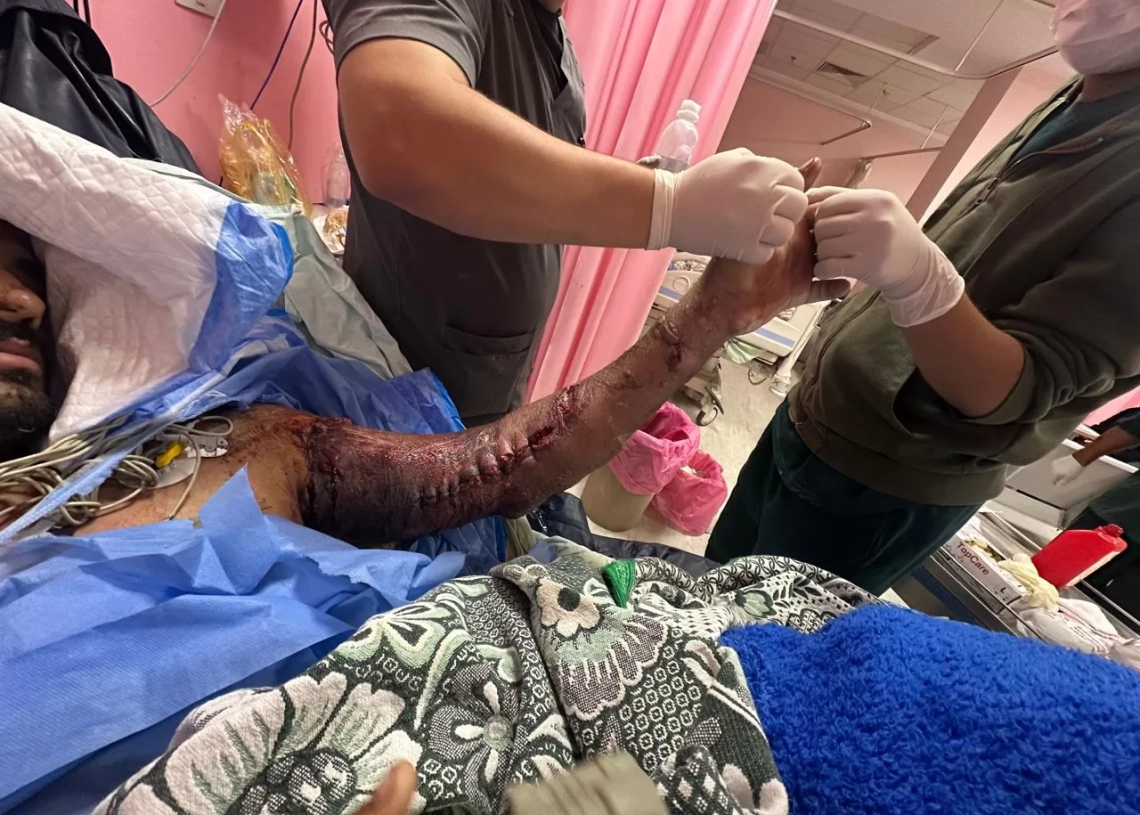 فريق سوهاج الجامعي ينجح في إنقاذ طرفين بعمليات ميكروسكوبية معقدة 19 - جريدة المساء