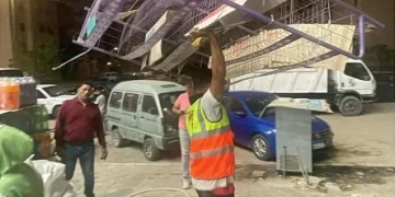 استمرار الحملات الليلية بمدينة أكتوبر الجديدة لضبط الإشغالات ومواجهة النباشين 1 - جريدة المساء