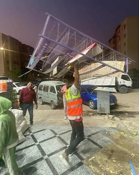 استمرار الحملات الليلية بمدينة أكتوبر الجديدة لضبط الإشغالات ومواجهة النباشين 19 - جريدة المساء