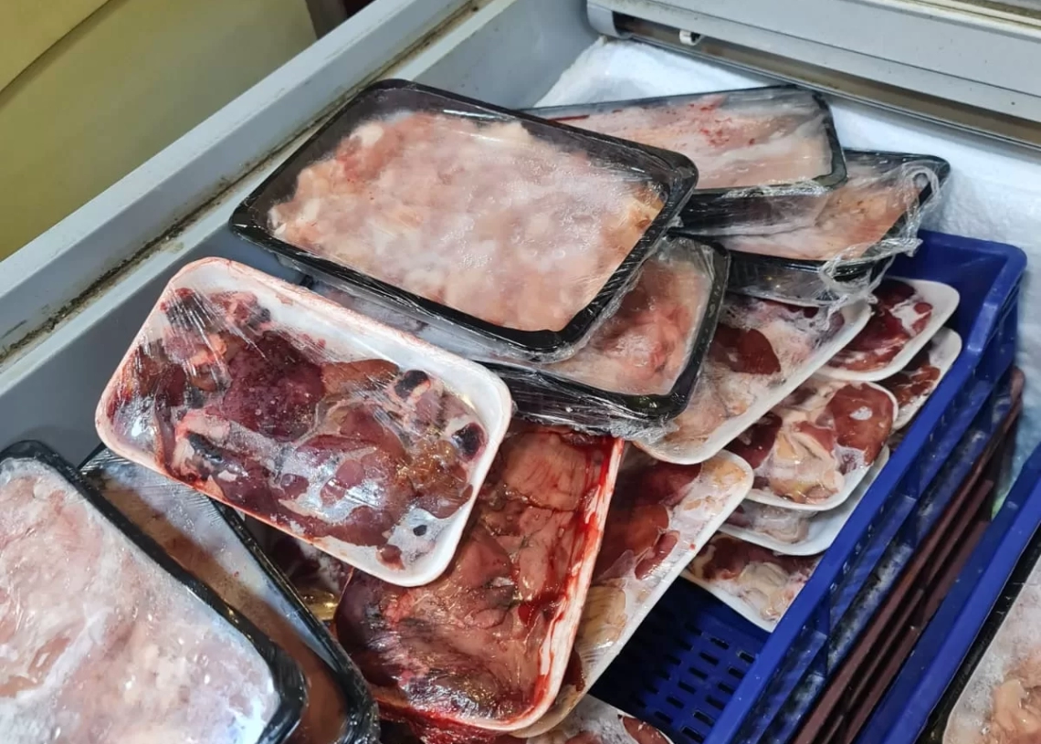 جهاز الشروق يضبط 268.5 كيلو لحوم ودواجن غير صالحة للاستهلاك الآدمى 17 - جريدة المساء