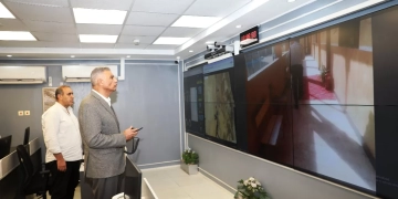 محافظ أسوان يتابع بمركز السيطرة جاهزية اللجان الإنتخابية بالمراكز والمدن 1 - جريدة المساء