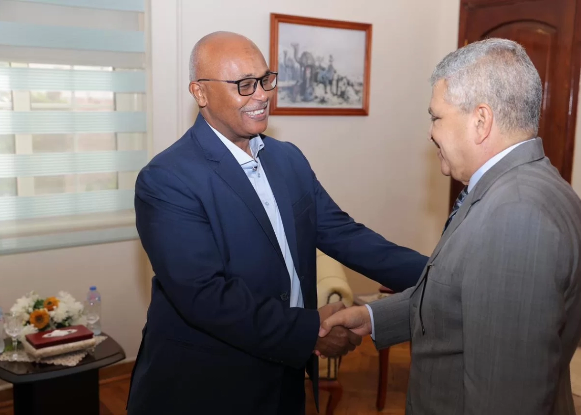 الفريق أسامة ربيع: استعداد هيئة قناة السويس لـ "دعم شامل" لتطوير الموانئ السودانية والتدريب الفني 19 - جريدة المساء
