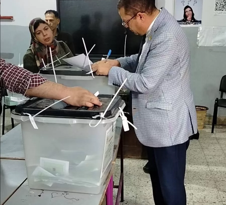 محافظ المنوفية يؤكد غلق صناديق الاقتراع وانتهاء عملية التصويت في اليوم الأول للانتخابات 20 - جريدة المساء محافظ المنوفية يؤكد غلق صناديق الاقتراع وانتهاء عملية التصويت في اليوم الأول للانتخابات 19 - جريدة المساء