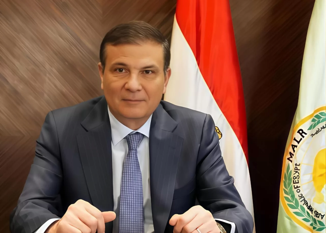 وزير الزراعة : تحصين أكثر من 1.2 مليون رأس حتى الآن بواقع 2.4 مليون جرعة للحمى القلاعية والوادي المتصدع 19 - جريدة المساء