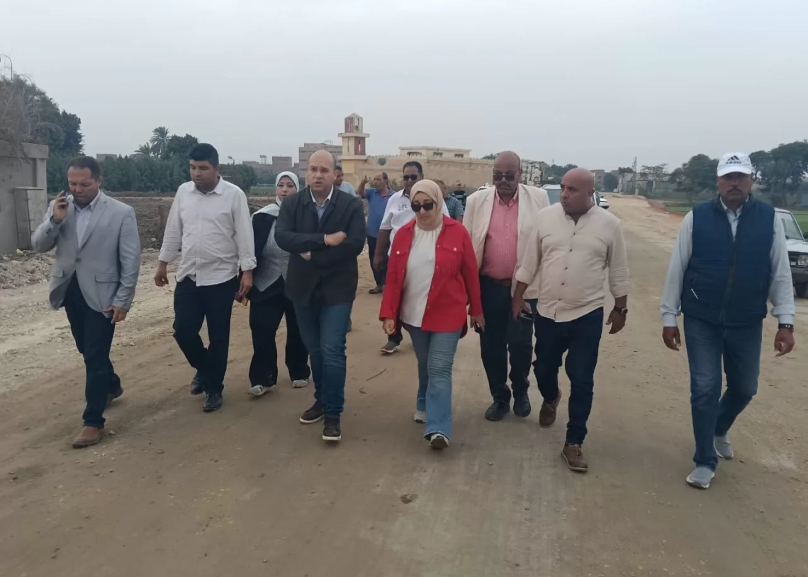 جولة ميدانية لنائب محافظ الجيزة علي مشروعات الطرق بكرداسة وأوسيم والمنيرة الغربية 19 - جريدة المساء