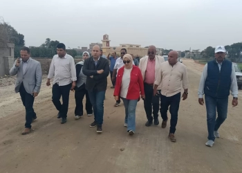 جولة ميدانية لنائب محافظ الجيزة علي مشروعات الطرق بكرداسة وأوسيم والمنيرة الغربية 28 - جريدة المساء