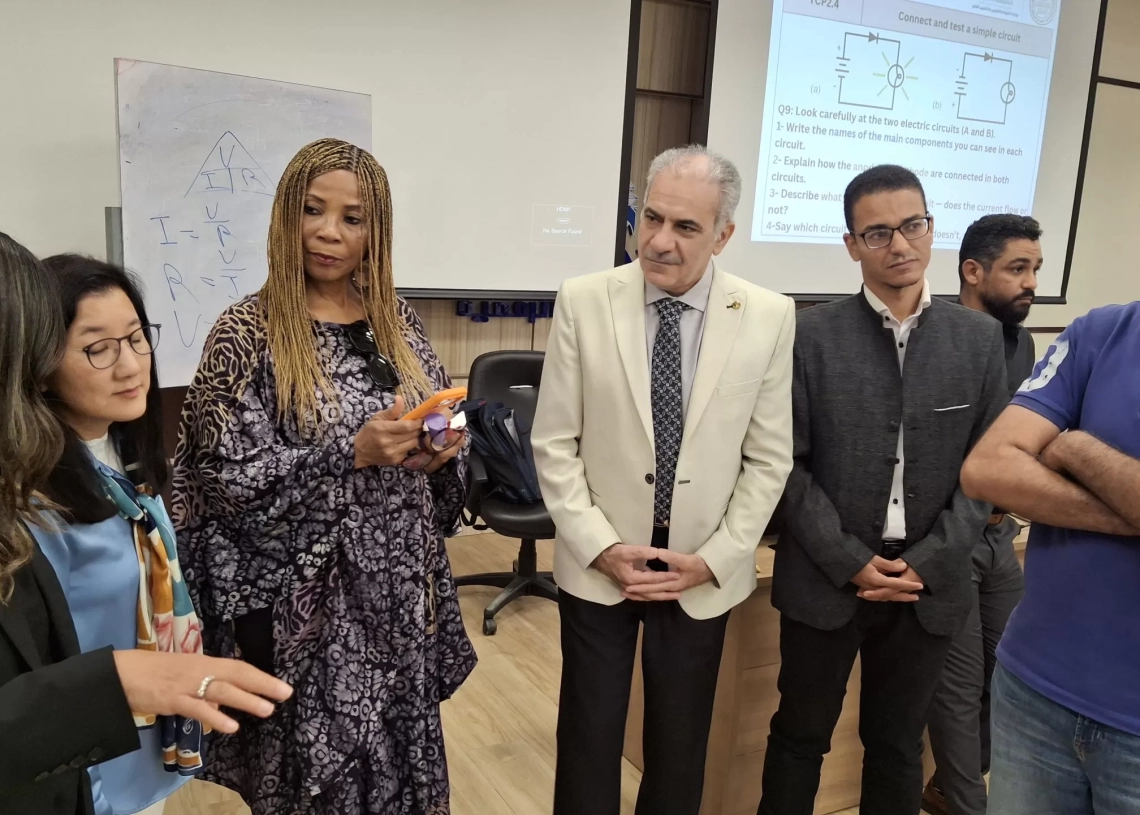 وفد برنامج الأمم المتحدة الإنمائي يزور مركز إبداع مصر الرقمية (كريتيفا) بأسوان 16 - جريدة المساء وفد برنامج الأمم المتحدة الإنمائي يزور مركز إبداع مصر الرقمية (كريتيفا) بأسوان 15 - جريدة المساء