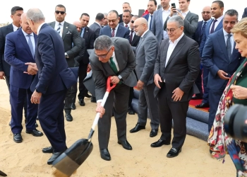 محافظ الجيزة يشهد وضع حجر الأساس لمصنع المنصور للسيارات بـ6 أكتوبر 16 - جريدة المساء