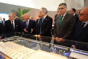 محافظ الجيزة يشهد وضع حجر الأساس لمصنع المنصور للسيارات بـ6 أكتوبر 30 - جريدة المساء محافظ الجيزة يشهد وضع حجر الأساس لمصنع المنصور للسيارات بـ6 أكتوبر 29 - جريدة المساء