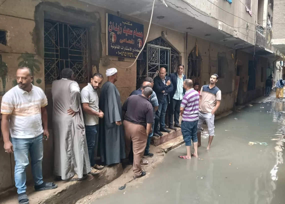 نائب محافظ الجيزة يتفقد شوارع قرية زاوية أبو مسلم بأبو النمرس.. بسبب ارتفاع منسوب المصرف 18 - جريدة المساء