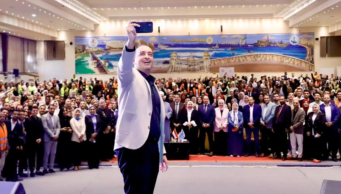 "عثمان": استعنا بـ 50٪ من خريجي دبلوم خفض الطلب على المخدرات للعمل بمراكز “العزيمة” 17 - جريدة المساء