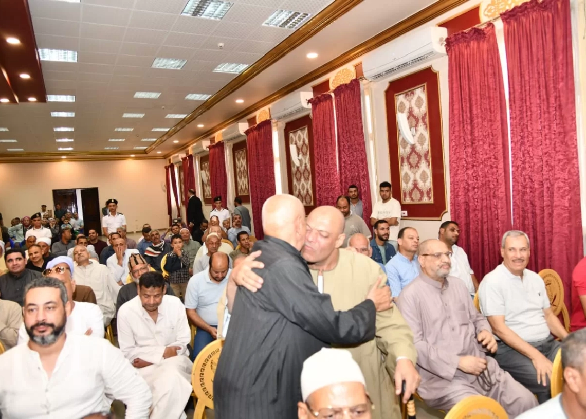 محافظ الفيوم ومدير الأمن يشهدان مراسم إجراء القرعة العلنية للحج 19 - جريدة المساء