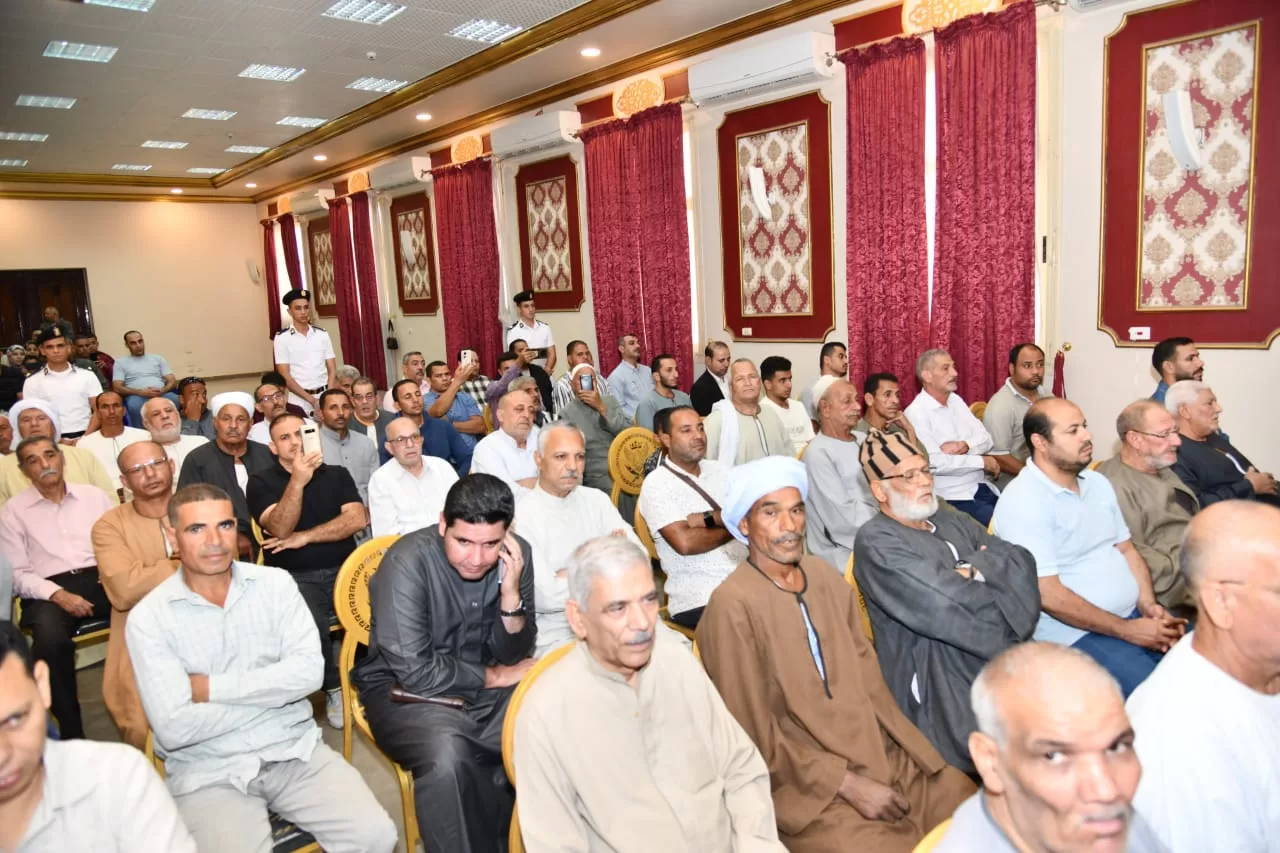 محافظ الفيوم ومدير الأمن يشهدان مراسم إجراء القرعة العلنية للحج 23 - جريدة المساء